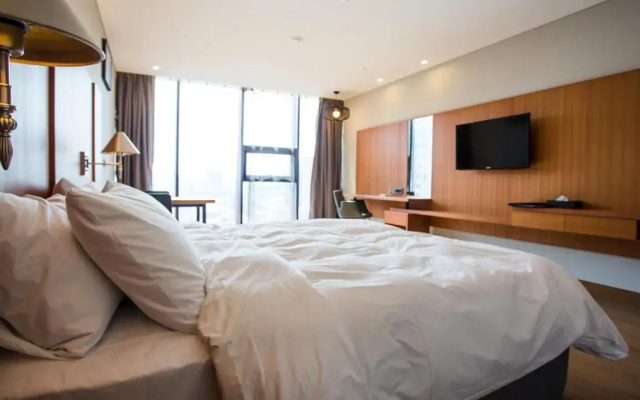 J Square Hotel