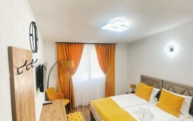 Hotel & Restaurant Domestika