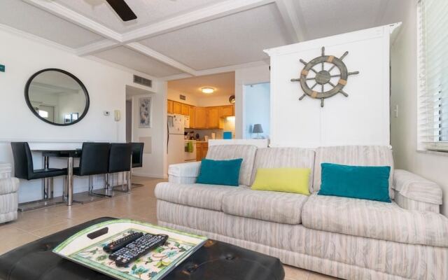 Palm Cay 3