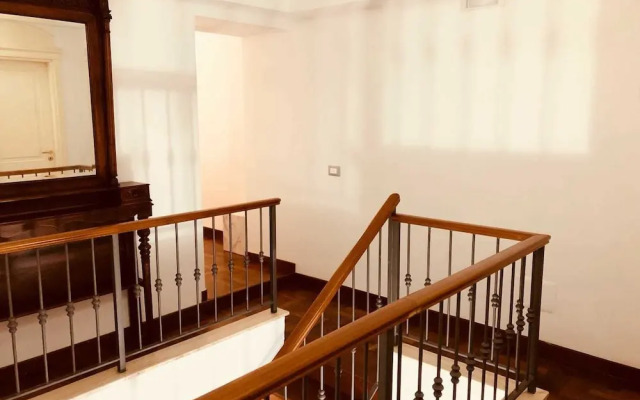 Palazzo Rota Guesthouse