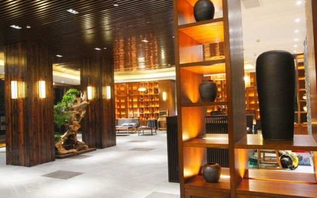 GreenTree Eastern Changzhou Liyang Tianmu Lake Four Season Hotel