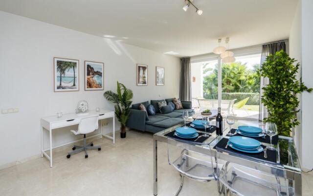 Al-402 Estepona - Apartment - Alcazaba Lagoon