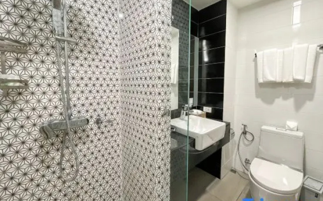 Amazing View 1 Bdr Royal Lee Nayang
