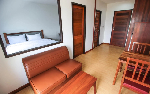 Tai-Shan Suites
