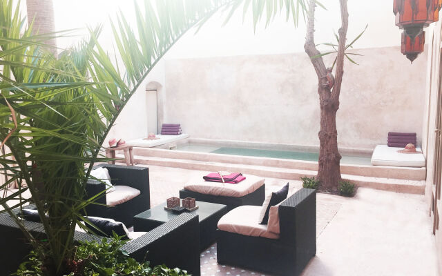 Riad 144
