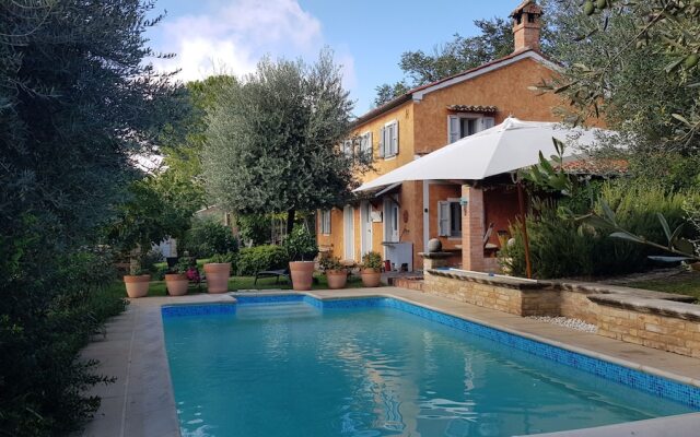 Home set in Olive Grove With Stunning Views