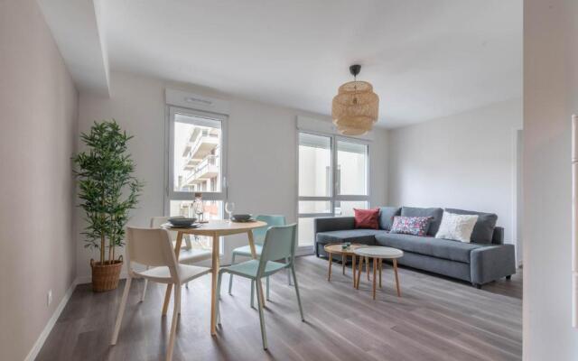 NATHAN - Appartement proche gare, arrivée 24 24