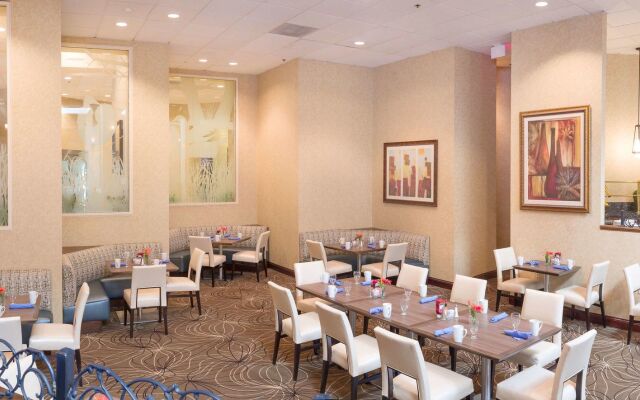DoubleTree by Hilton Boston - Milford