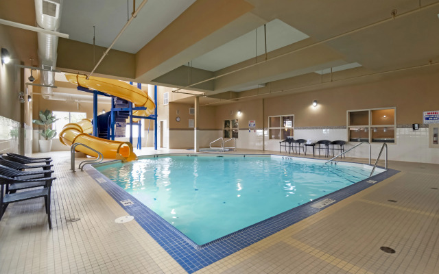 Best Western Cold Lake Inn