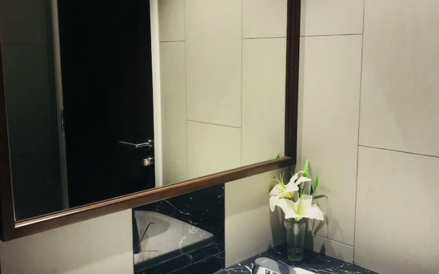 The Landmark Penthouse Luxury Condo by Casa Accommodation