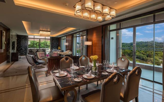 DoubleTree by Hilton Guangzhou Science City-Free Shuttle Bus Service During Canton Fair Period