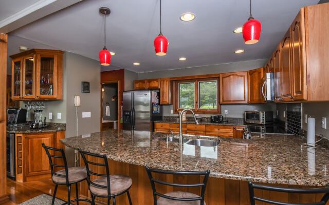 Ambrosia 6 Bedroom House