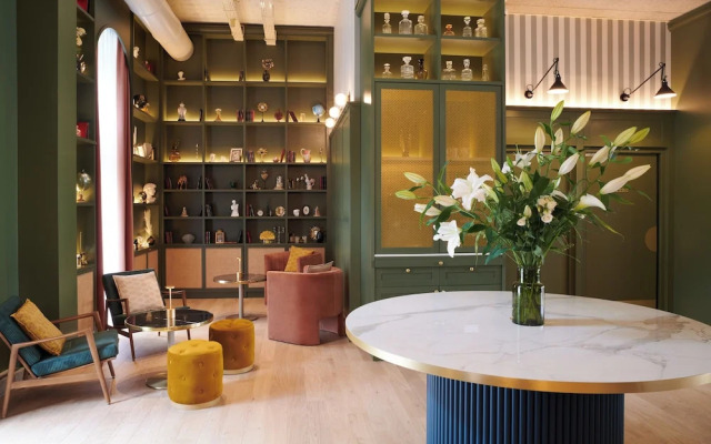 Square Lodge Hotel La Roche Sur Yon - Handwritten Collection