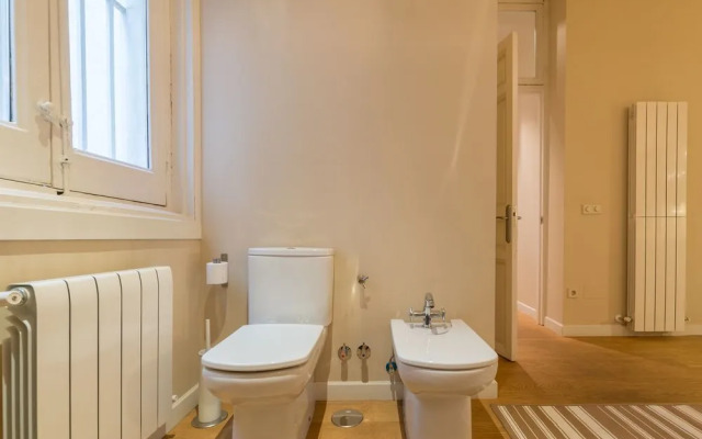 Mit House San Anton Ii En Madrid