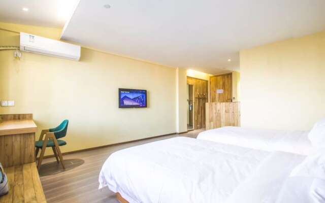 Qingteng Sushe Art Hotel