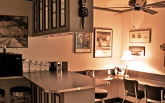 Calderwood Inn