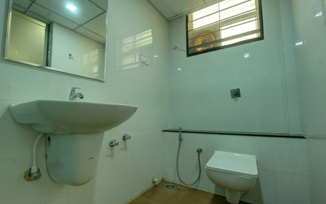 OYO 26698 Hotel Shringar Palace