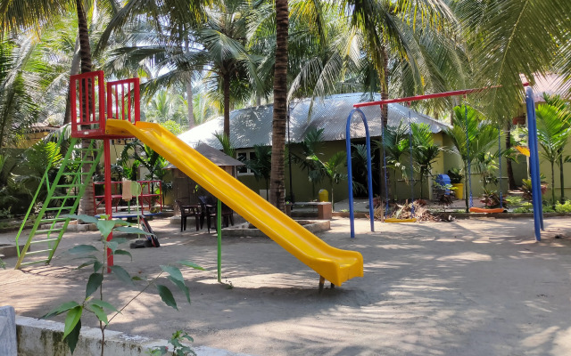Royal Castle Farm Stay Resort