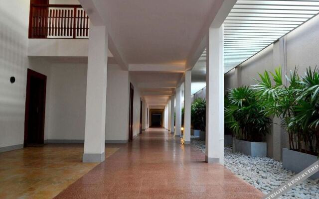 Good Wood Airport Hotel