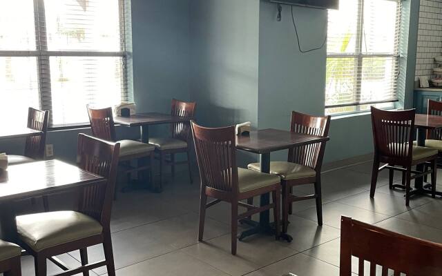 Spark by Hilton Sumter