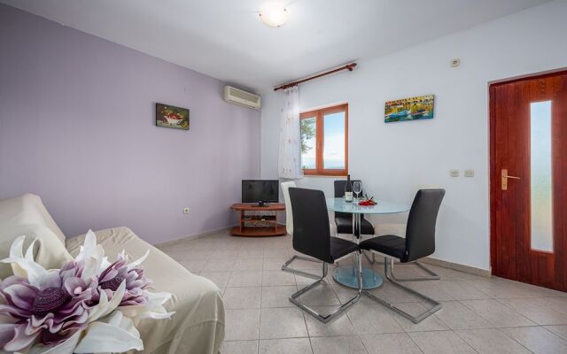 Apartments Lara