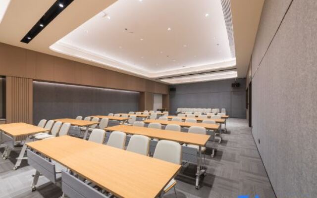 JI Hotel (Zhangshu Site Dadao)