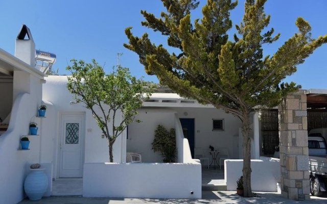 Flora's Houses Mykonos