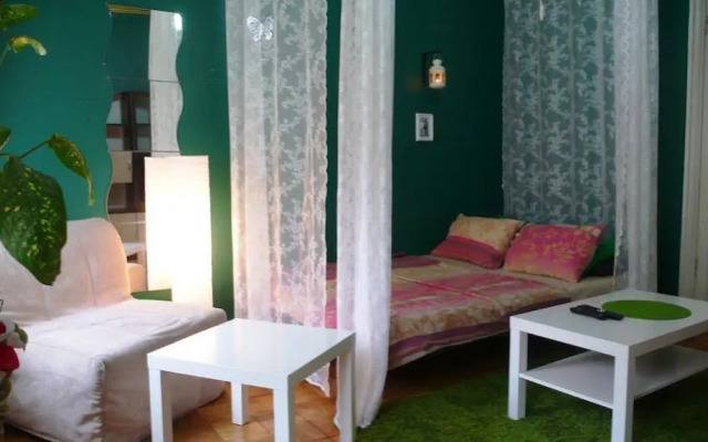 Students' Rooms na Petrogradskoy