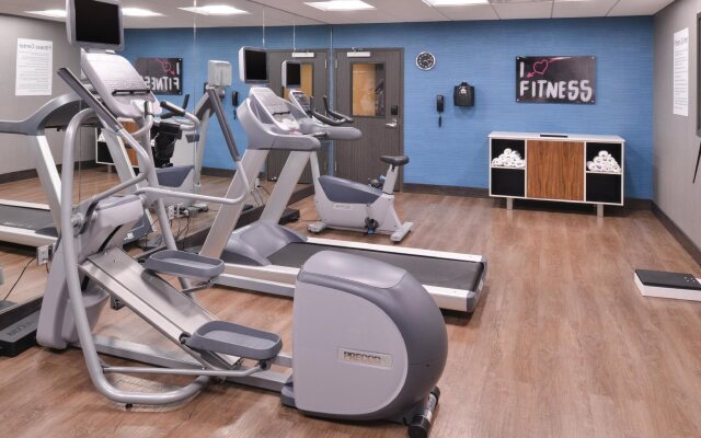 Holiday Inn Express & Suites Bryant - Benton Area by IHG