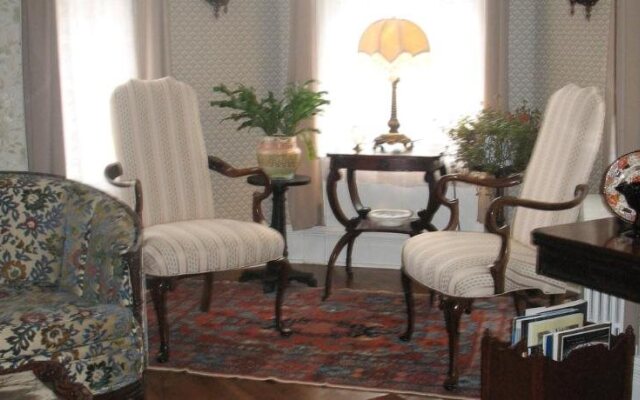 Stonegate Bed and Breakfast