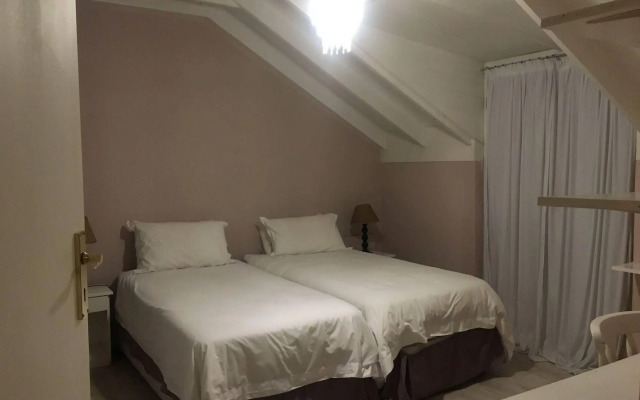 Mountain Manor Guest House & Executive Suites