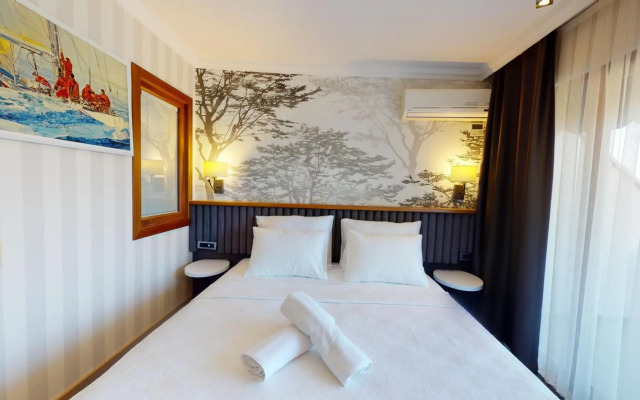 Double Royal Hotel