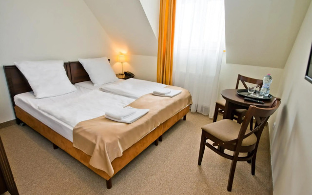 Mona Lisa Wellness & Spa