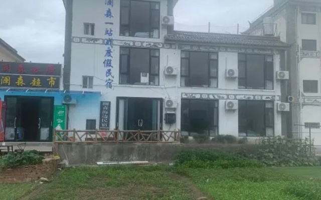 Dali | Lansen 270 ° Mountain and Sea View Luxury Accommodation (Erhai Caicun Wharf Store) – Exterior – Dali