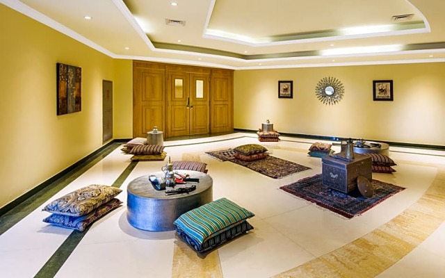 Al Hamra Residence & Village Hotel