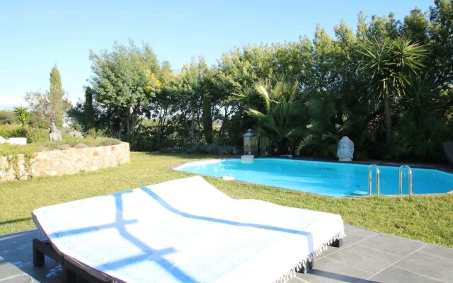 Croix des Gardes Villa Piscine Jacuzzi Nature Centre 10 Mins