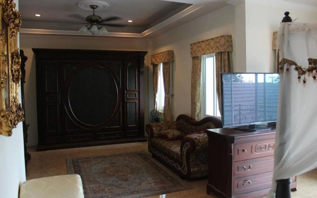 The Mansion