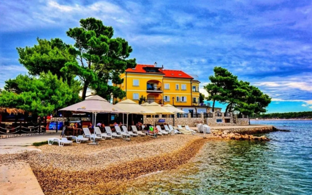 Apartment 10 in Villa Petrac