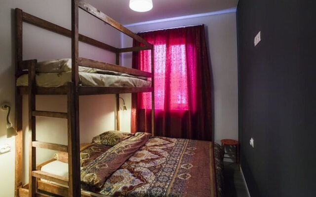 Uyutniy - Hostel