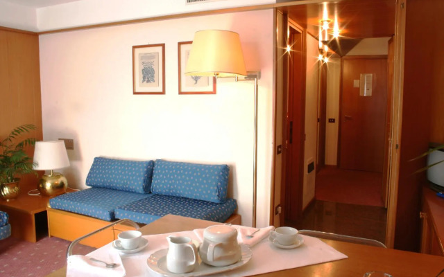 R.T.A. Hotel des Alpes 2