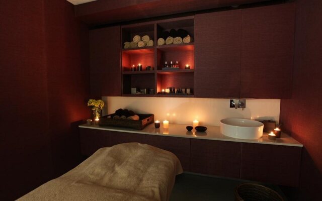 Marina Club Suite Hotel
