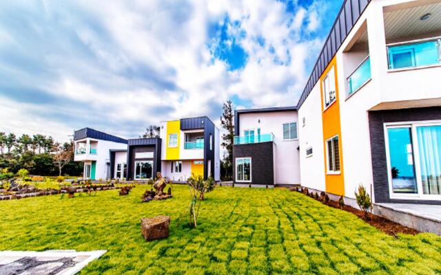 Jeju My Half Time Pension and Guest House