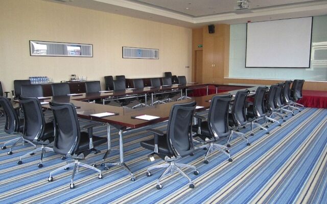 Thank Inn Hotel Shandong Yantai Haiyang Zhenhua Commercial Building