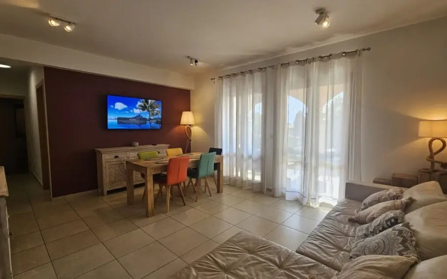 62 APH - Stay Aphrodite Hills Apartment