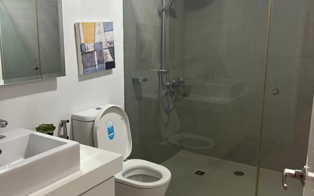 Creys Condo 3 at Pico De Loro Cove