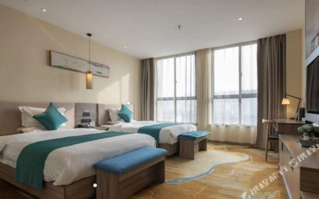 Zhouzhi Yibo Hotel