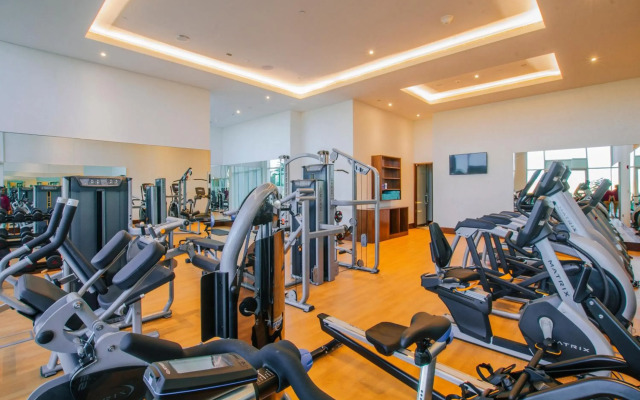 Crowne Plaza Muscat OCEC by IHG