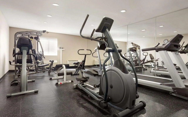 Country Inn & Suites by Radisson, Lackland AFB