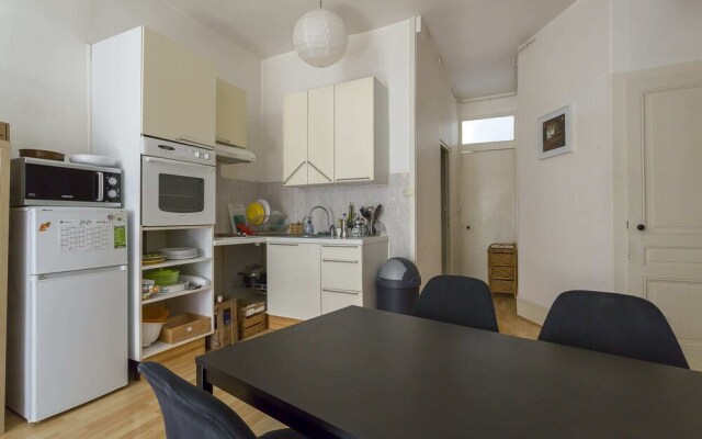 Charming 3 Room Apartment - Lyon