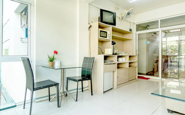 Riski Residence Bangkok-noi